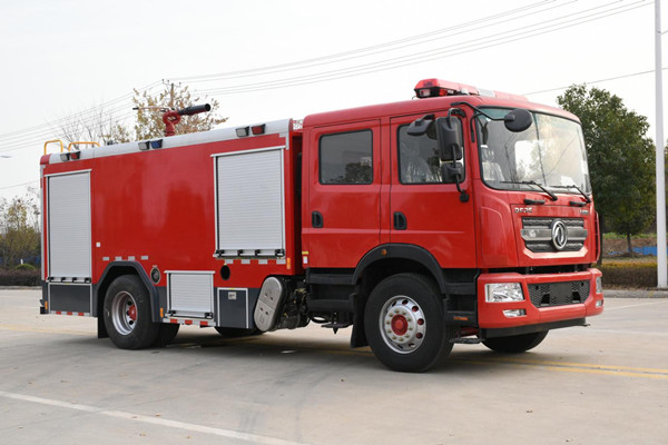 �|�L(f��ng)8��ˮ������܇